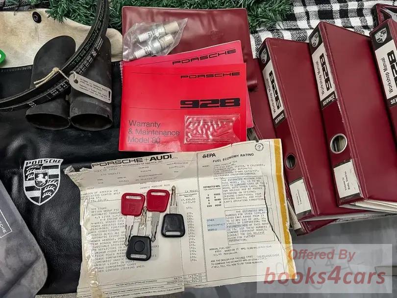 view cover of 1980 928 Warranty & Maintenance Manual by Porsche