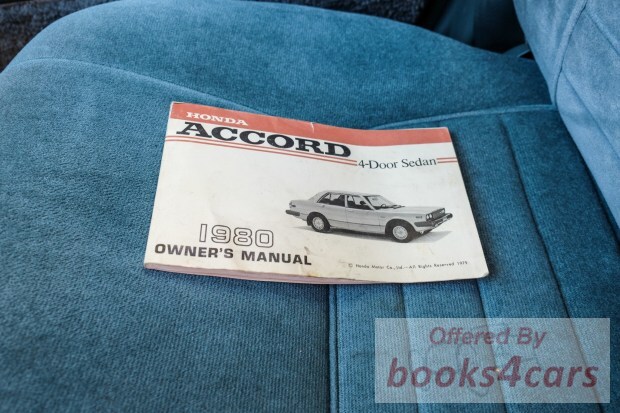 view cover of 1980 Accord Owners manual by Honda. (all models)